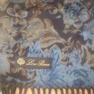 Loro Piana 100% Cashmere scarf-floral- Never worn-NO tags. Brand new never worn